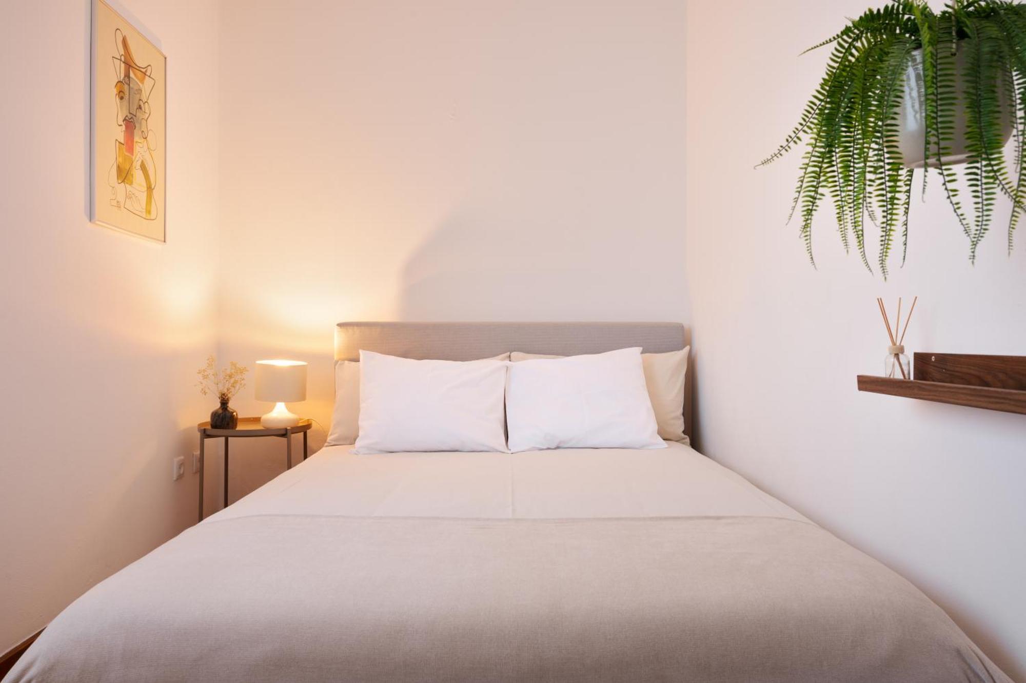 Апартаменты ! Bright 2Br Hammock Flat ! Praca Da Republica Порту Экстерьер фото