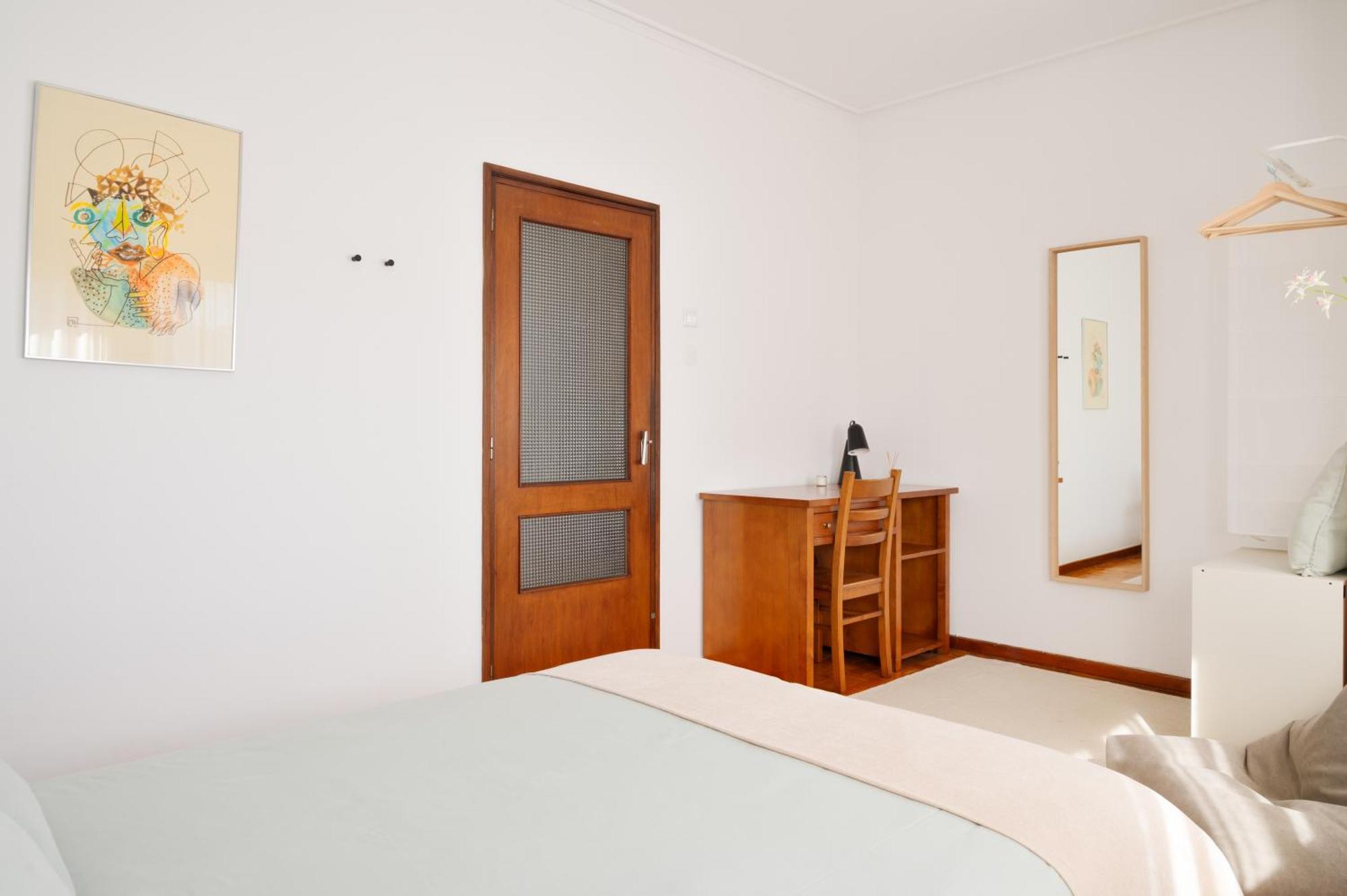 Апартаменты ! Bright 2Br Hammock Flat ! Praca Da Republica Порту Экстерьер фото
