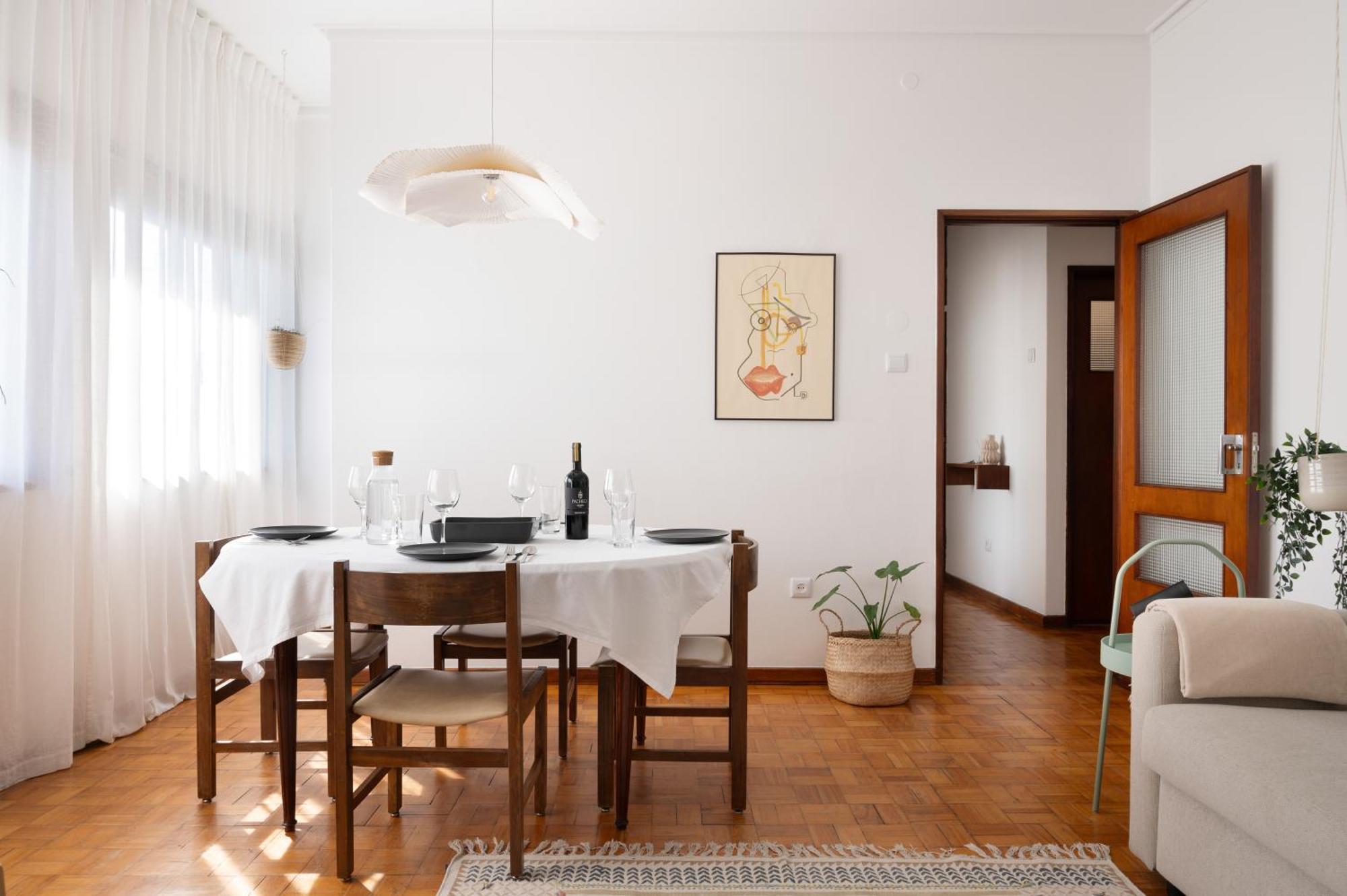Апартаменты ! Bright 2Br Hammock Flat ! Praca Da Republica Порту Экстерьер фото